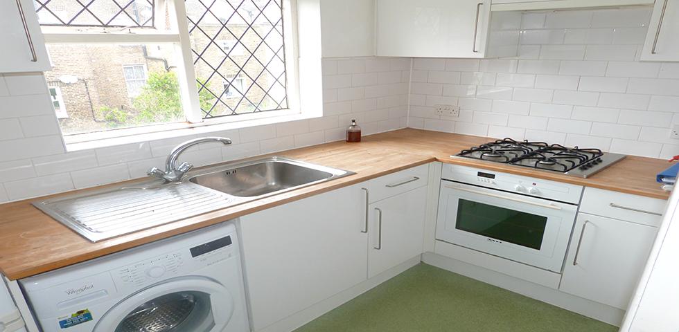 			1 Bedroom, 1 bath, 1 reception Flat			 Ashmore Road, MAIDA VALE / QUEENS PARK